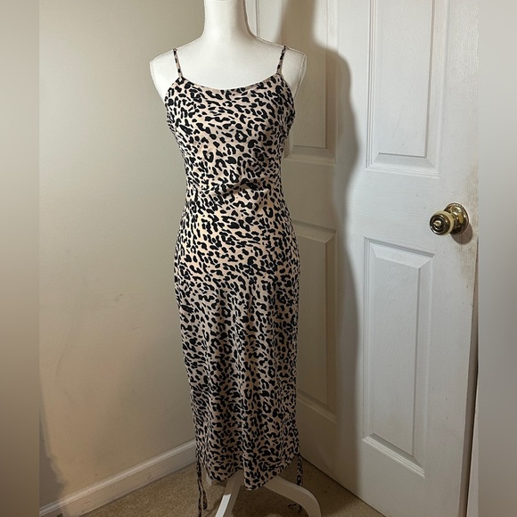 NWT - Sugarlips leopard print bodycon dress.  Size small. - Picture 1 of 8